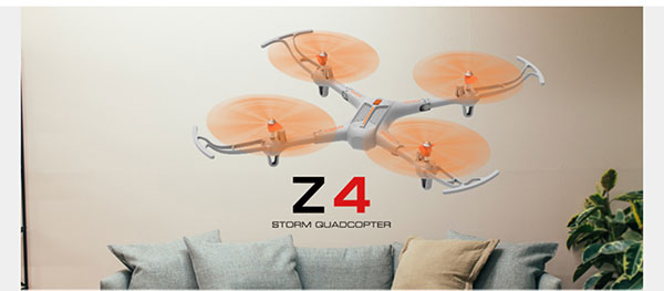 نمای کوادکوپتر Syma z4 که با بازی های تاشو قابلیت پرواز پایدار را دارد