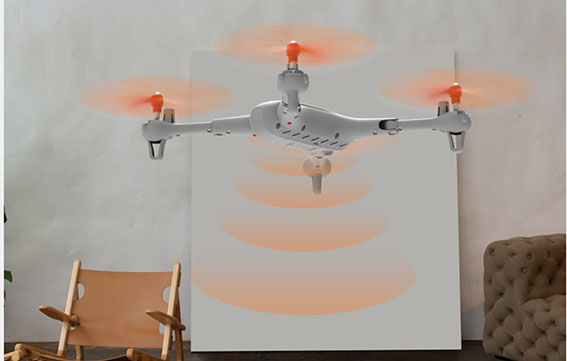 با کمک سنسور فشار و بارومتر کوادکوپتر Syma z4 می تواند در ارتفاع ثابتی در حال پرواز قرار بگیرد