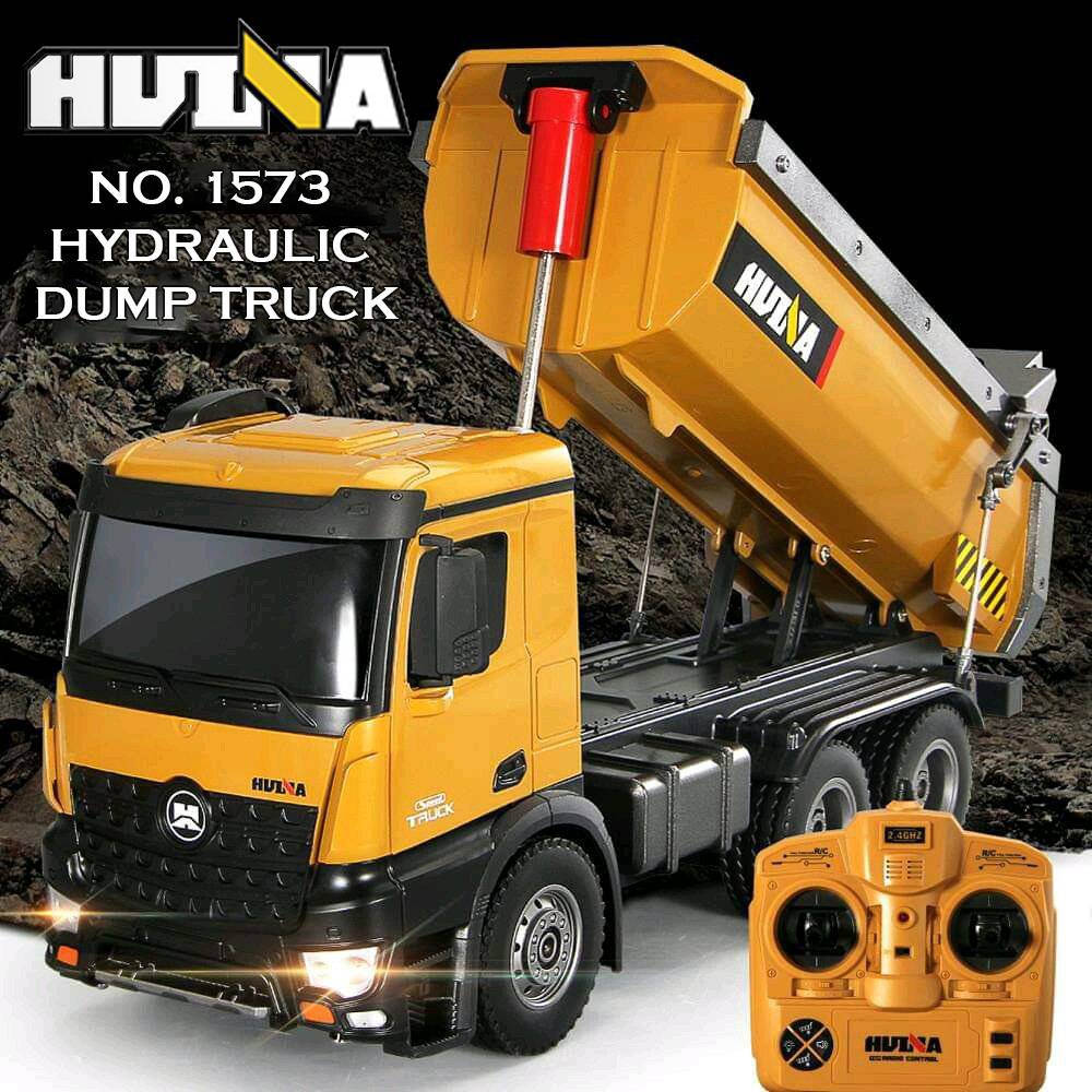 امکان کنترل قسمت بار کامیون کنترلی Huina 1573 با رادیو کنترل وجود دارد و می‌توانید با رادیو کنترل بار آن را به راحتی خالی کنید
